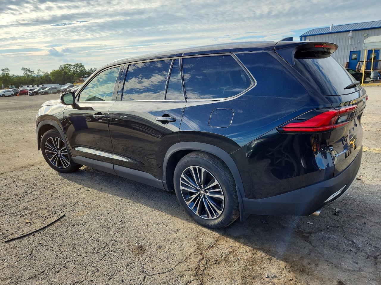 2024 Toyota Grand Highlander Hybrid Max Platinum - Фото 2