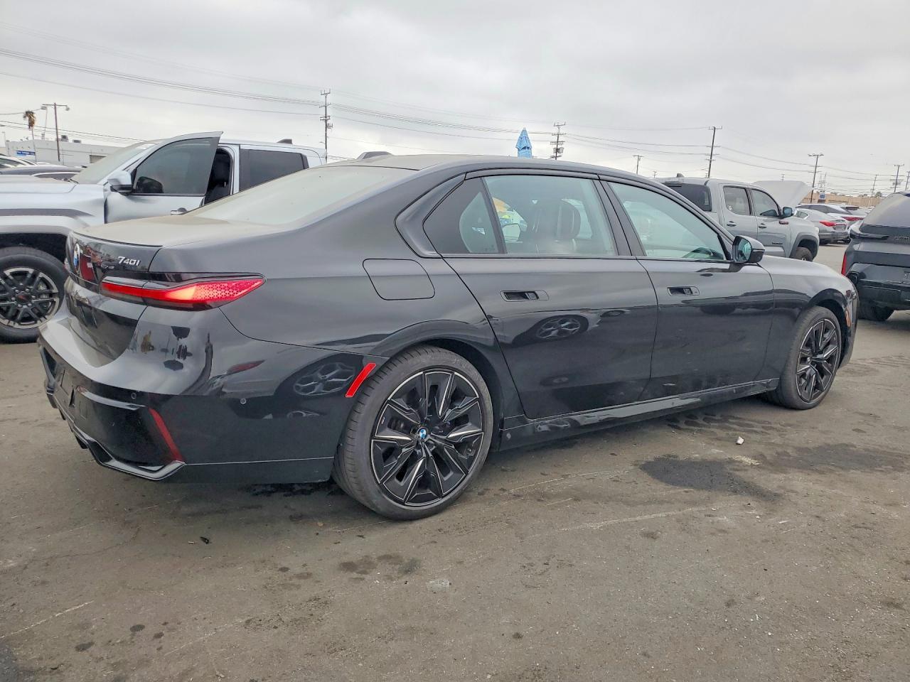 2024 BMW 740 I - Image 3