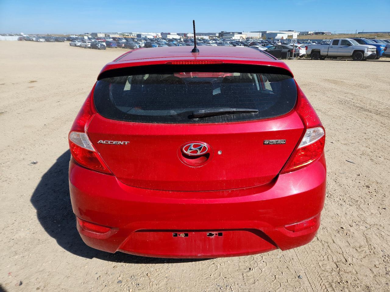 2014 Hyundai Accent Se - Фото 6