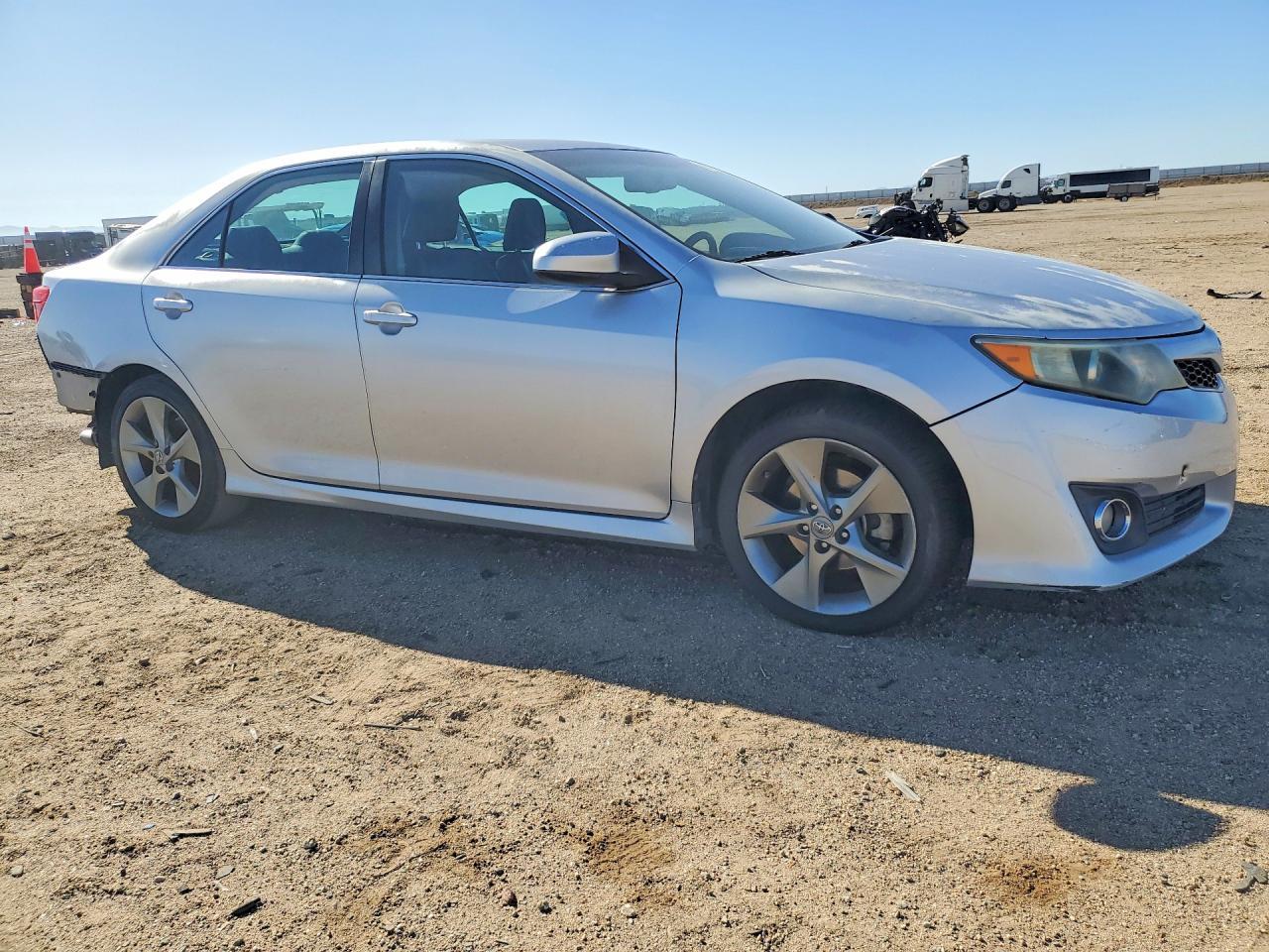 2012 Toyota Camry Se V6 - Фото 4