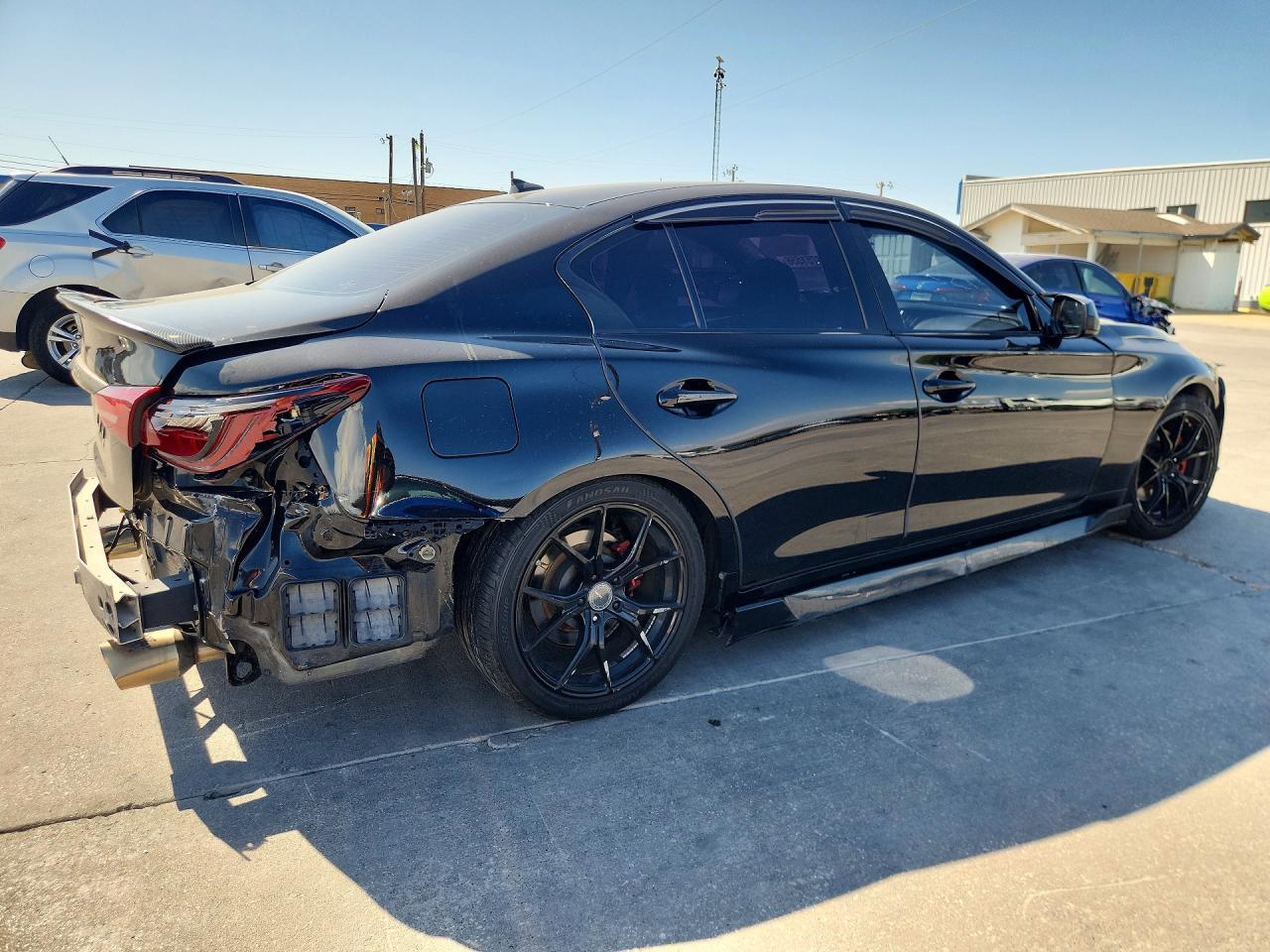 2018 Infiniti Q50 3.0T Luxe - Фото 3