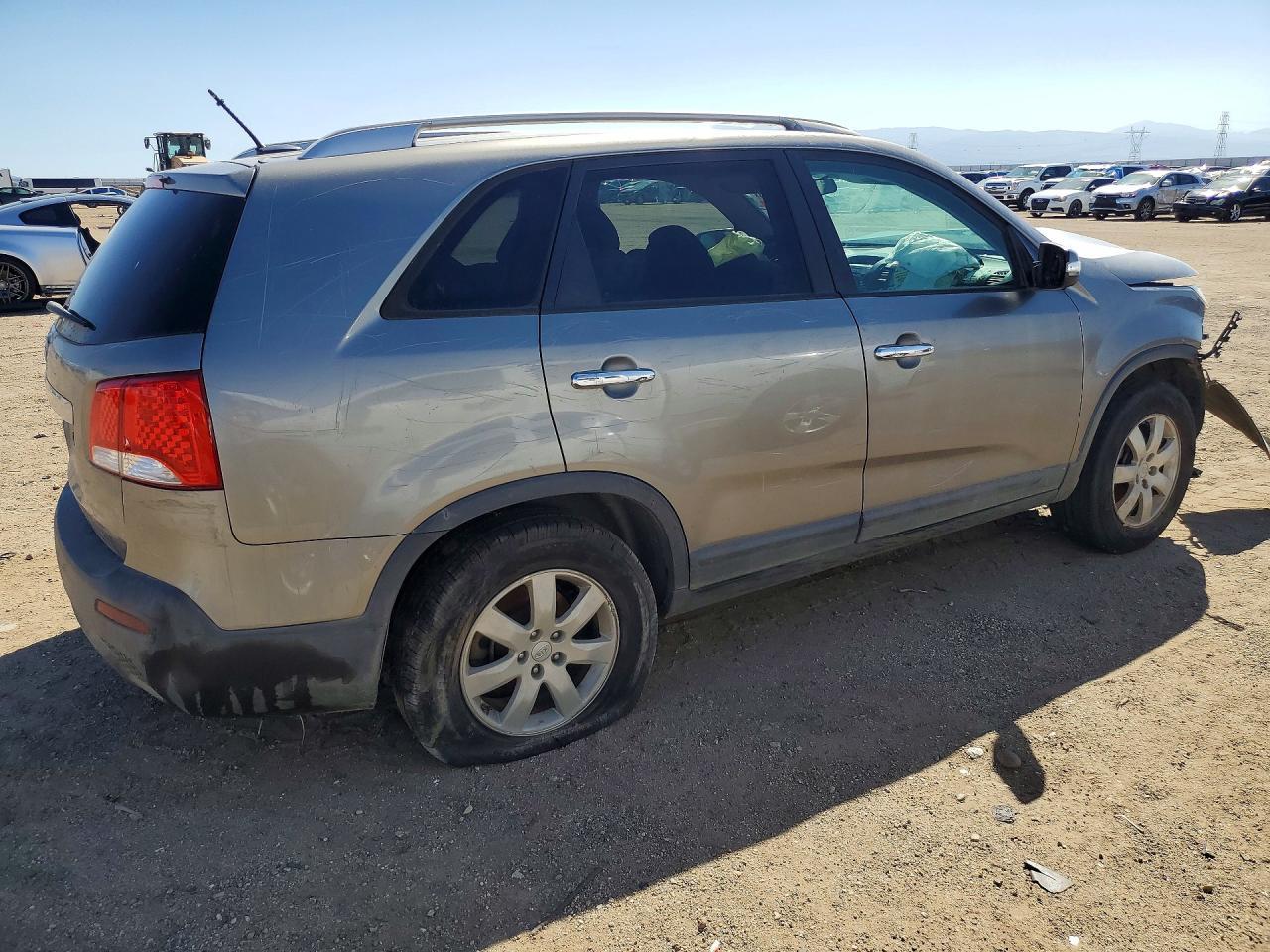 2011 Kia Sorento Lx - Фото 3