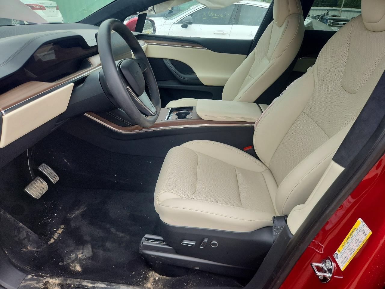 2024 Tesla Model X - Image 7