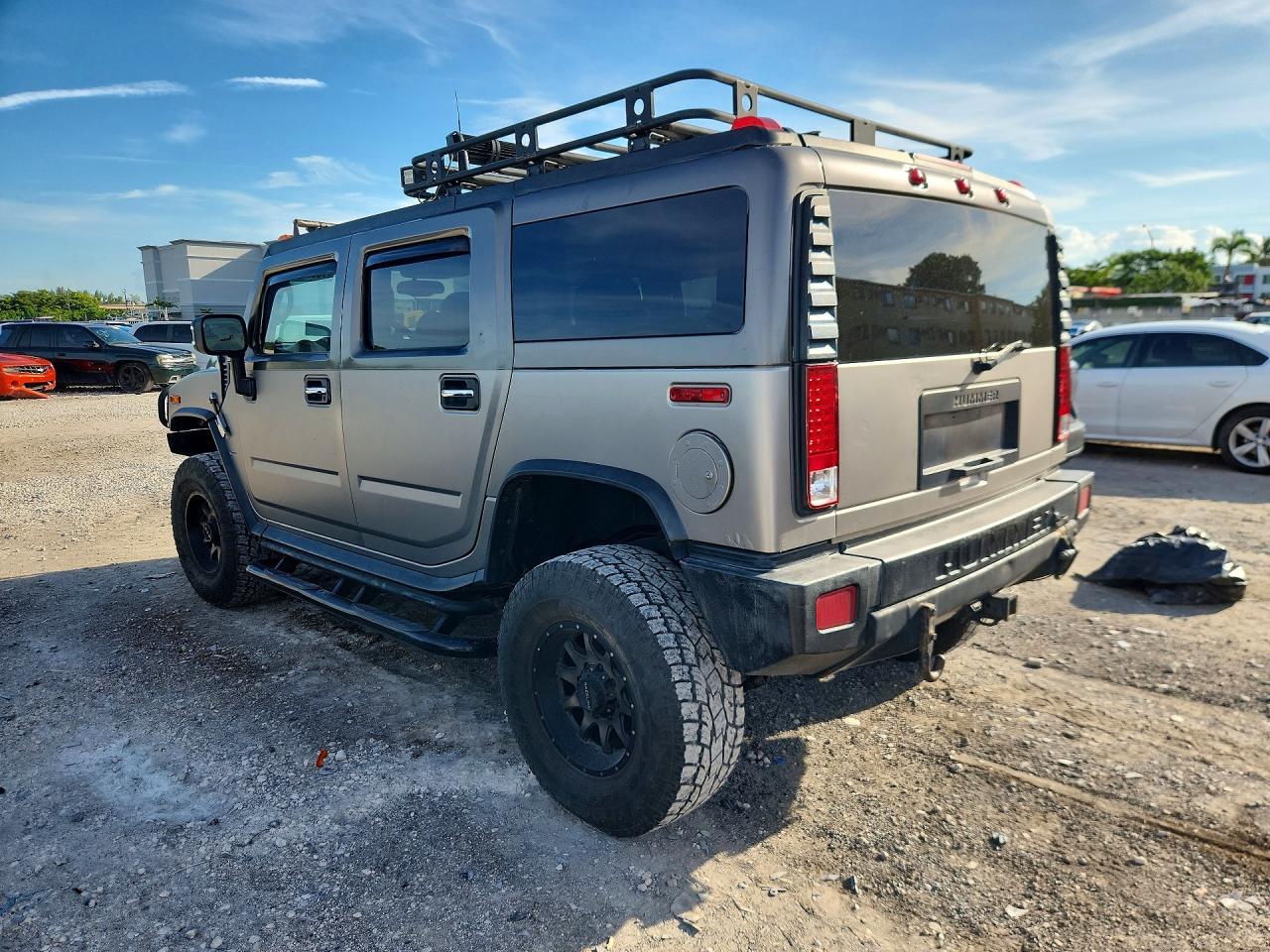 2006 Hummer H2 - Image 2