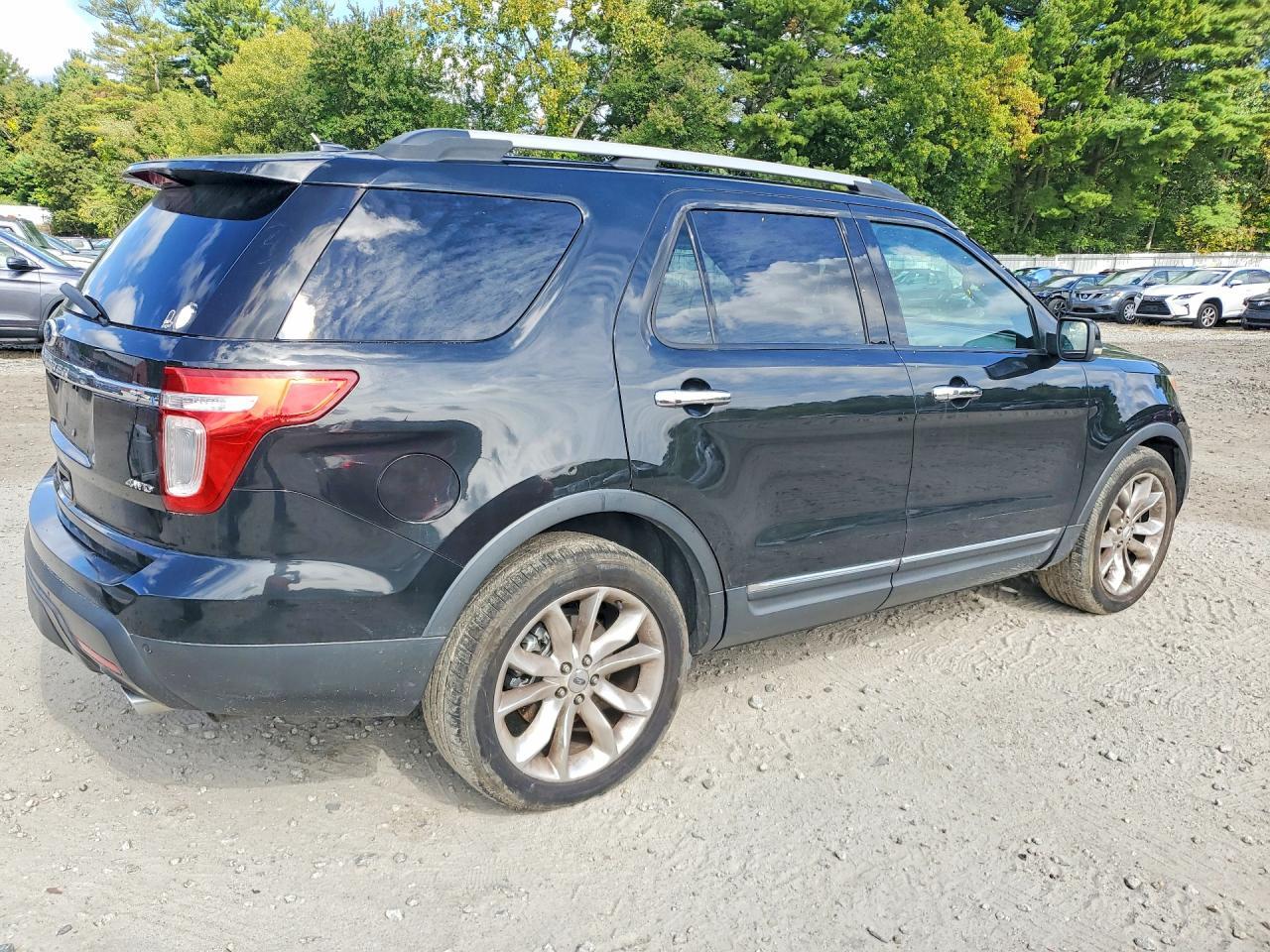 2011 Ford Explorer Limited - Image 3