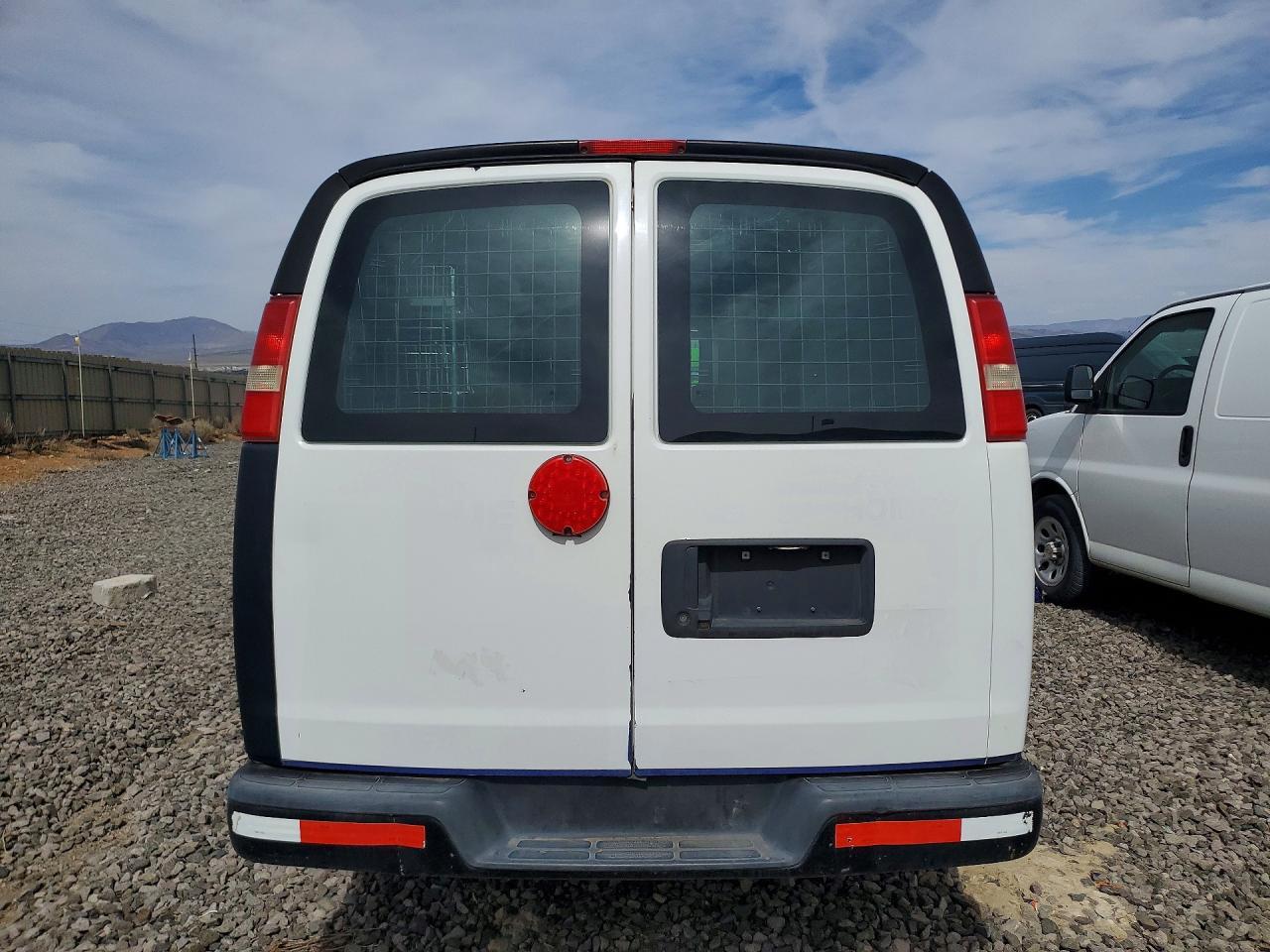 2014 Chevrolet Express G1500 - Фото 6