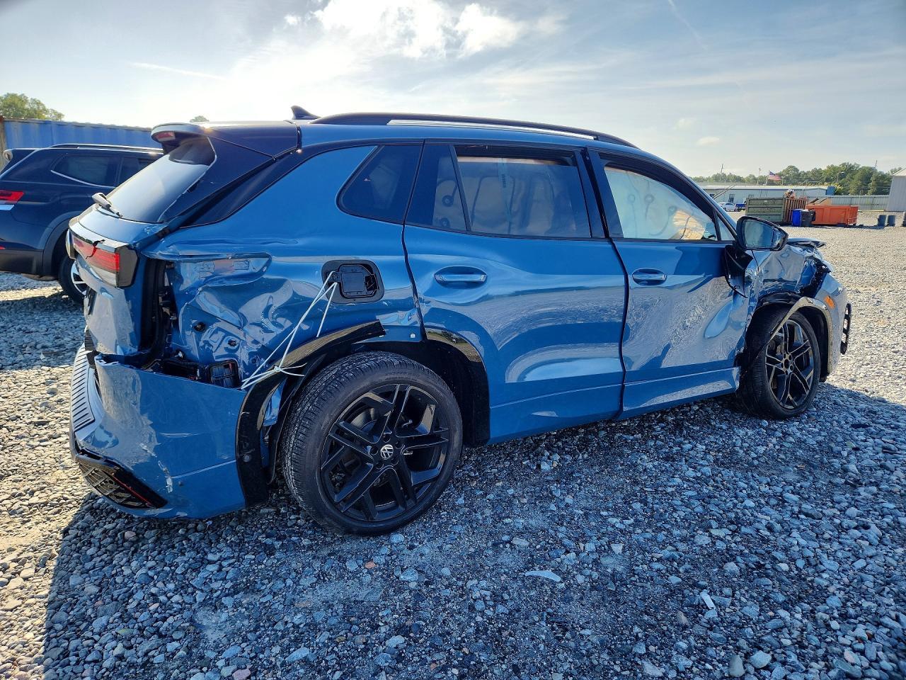 2026 Volkswagen Tiguan Se R-Line Black - Фото 3