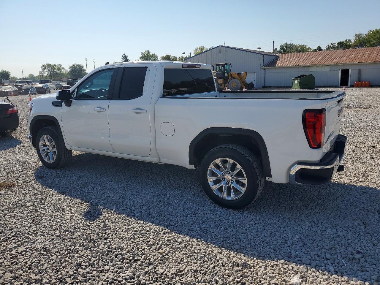 2020 GMC Sierra K1500 Sle - Image 2
