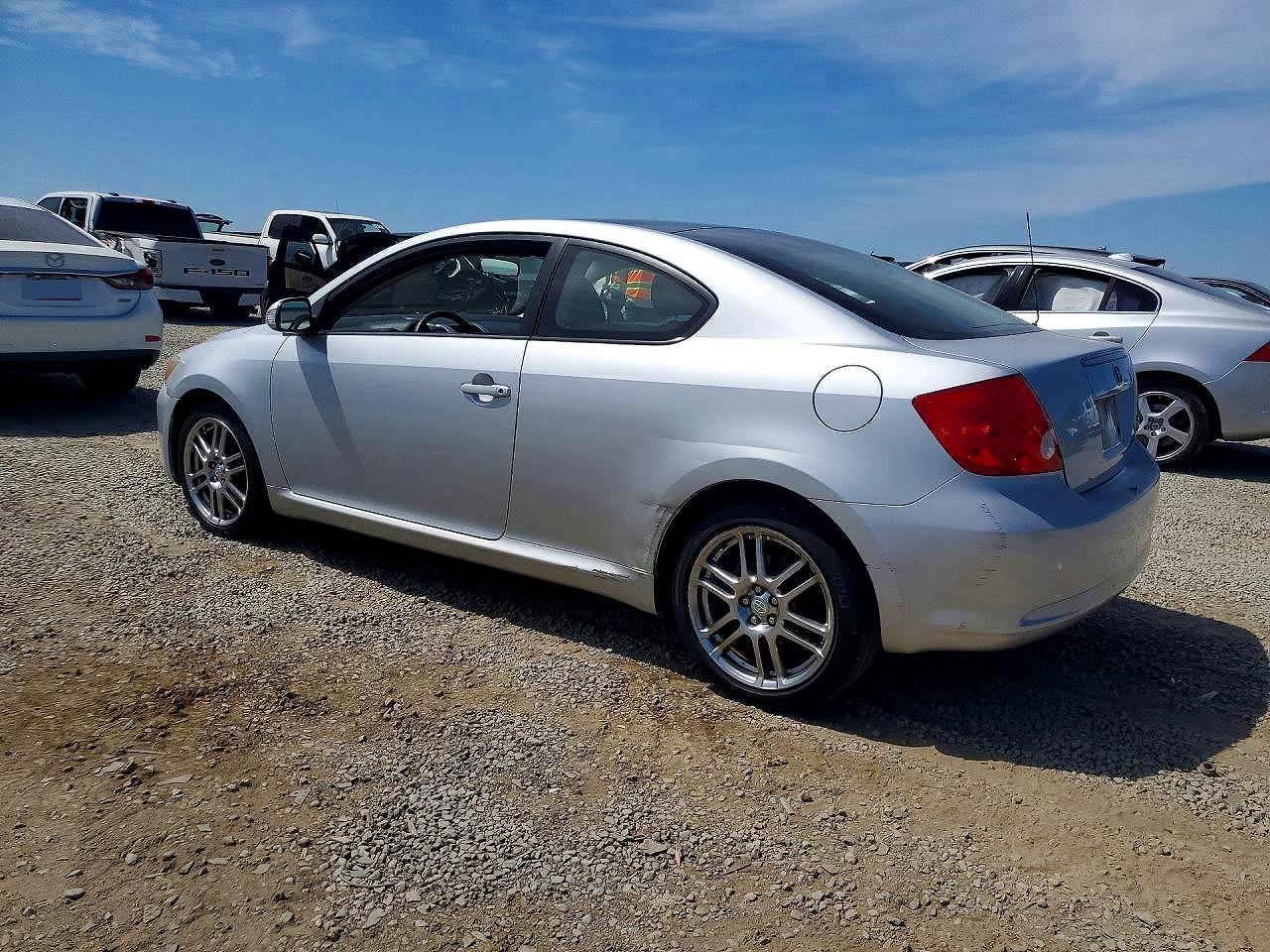 2005 Scion Tc Base - Фото 2