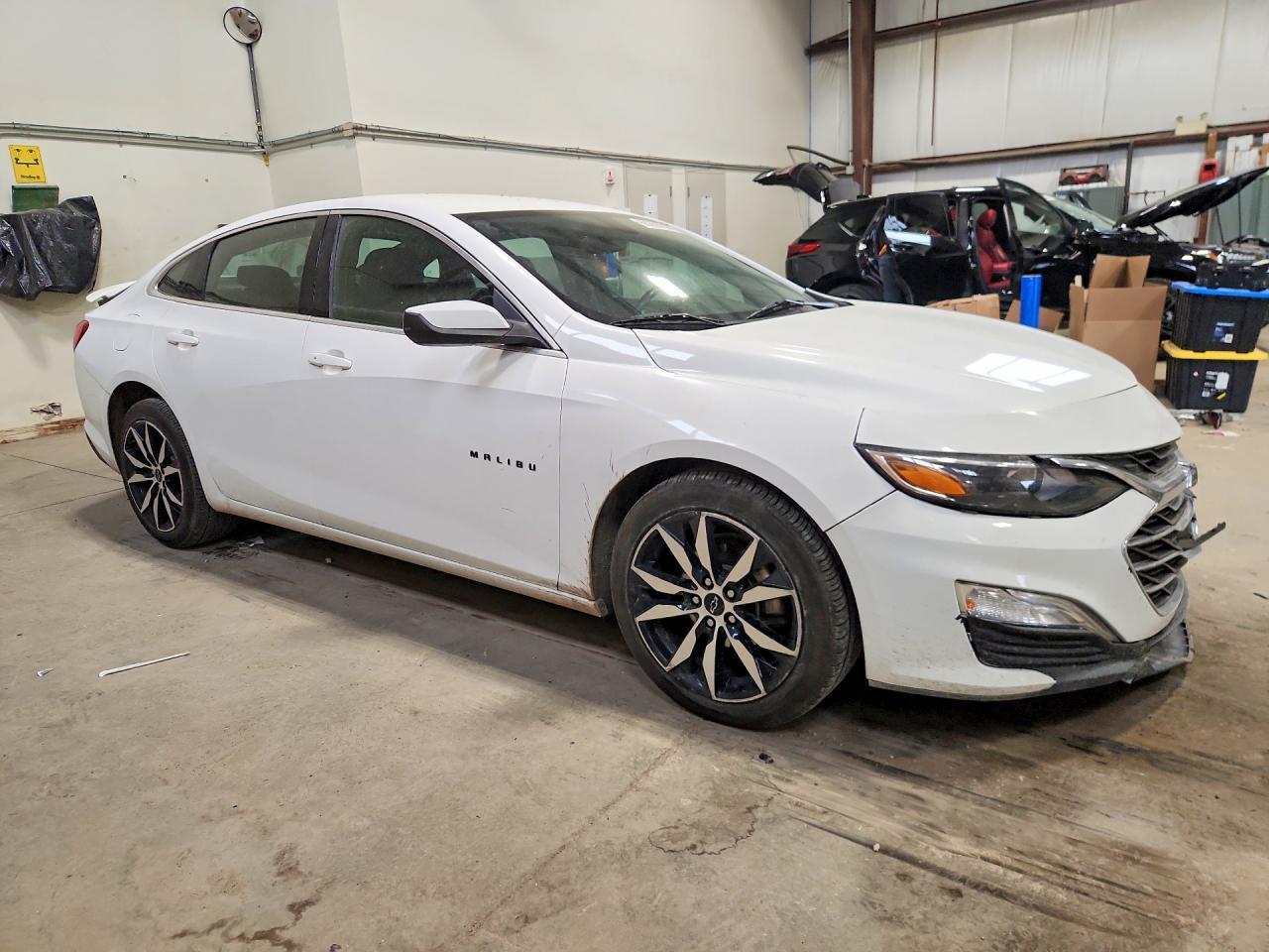 2020 Chevrolet Malibu Rs - Image 4