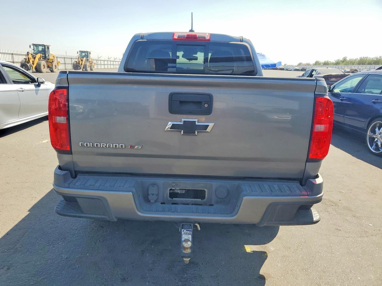 2018 Chevrolet Colorado Z71 - Image 6