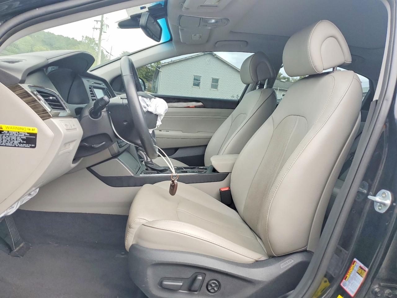 2016 Hyundai Sonata - Image 7