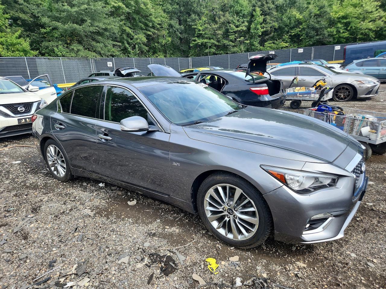 2018 Infiniti Q50 3.0T Luxe - Image 4