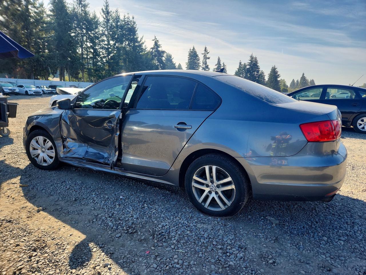 2014 Volkswagen Jetta Se - Фото 2