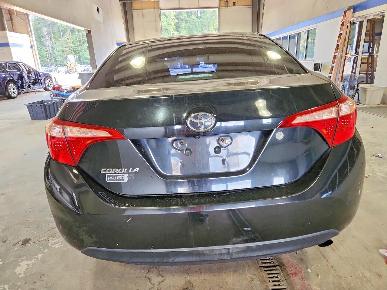 2017 Toyota Corolla L - Фото 6