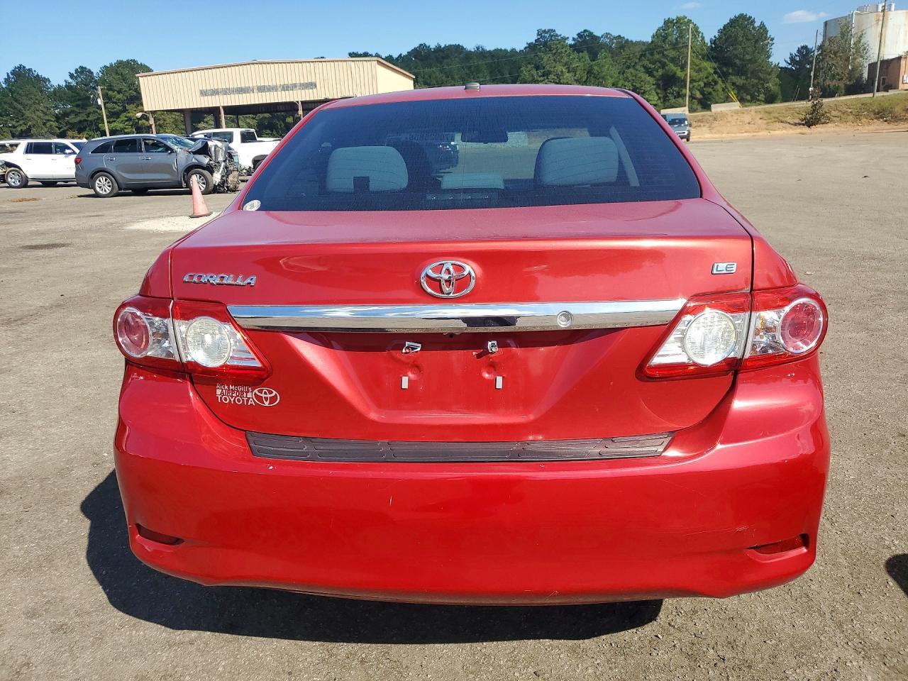 2013 Toyota Corolla Le - Фото 6