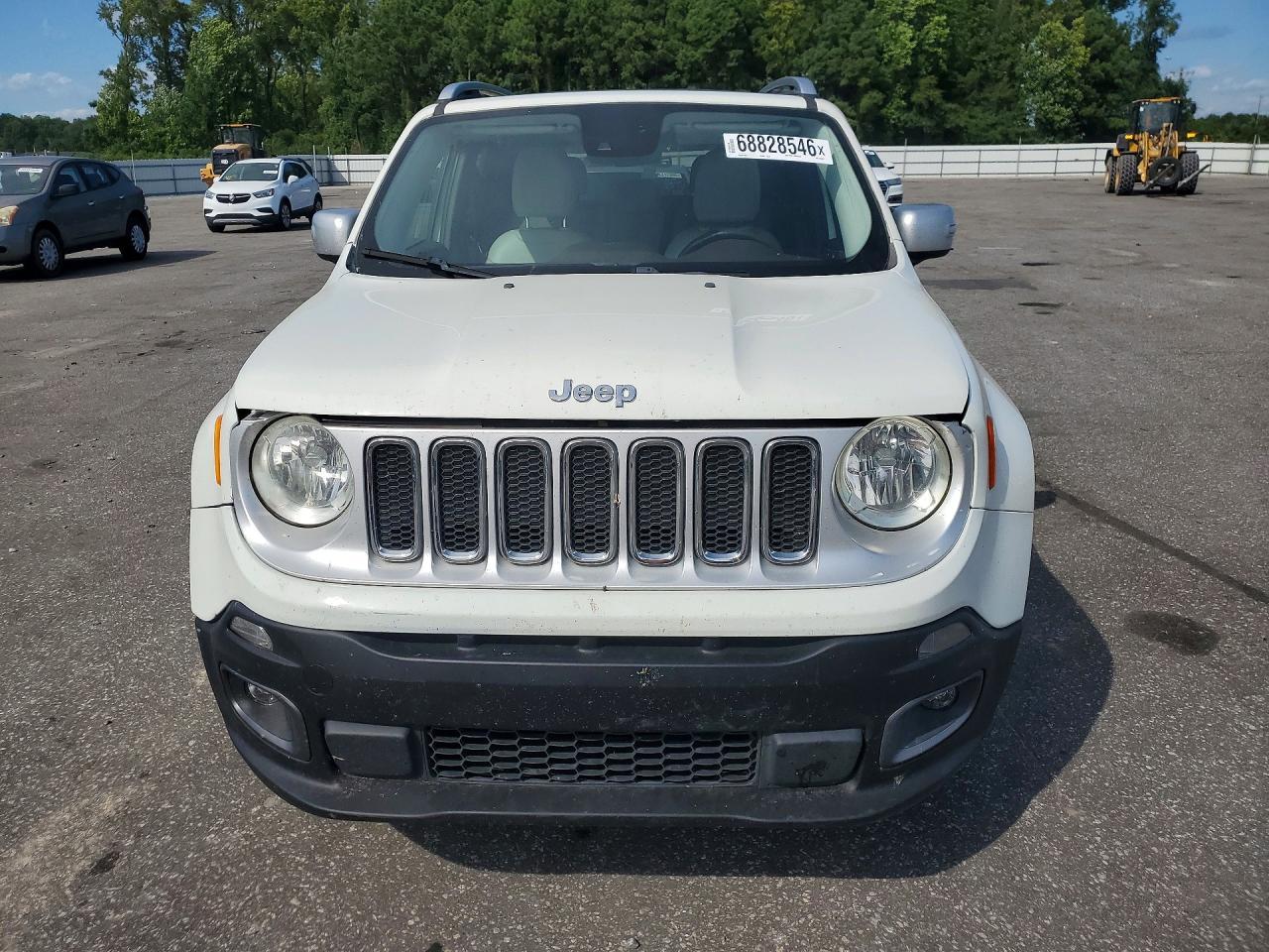 2016 Jeep Renegade Limited - Image 5