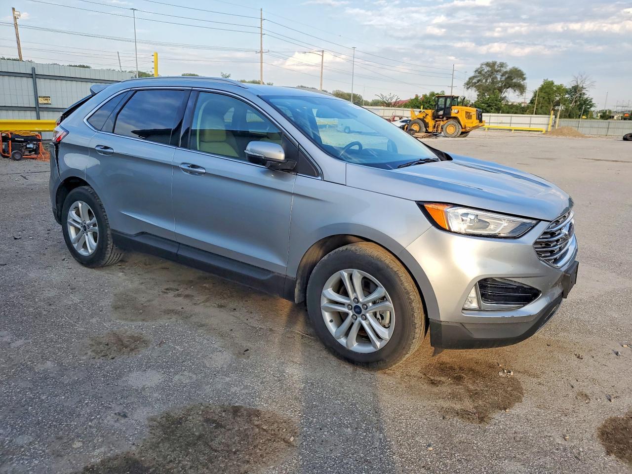 2020 Ford Edge Sel - Фото 4