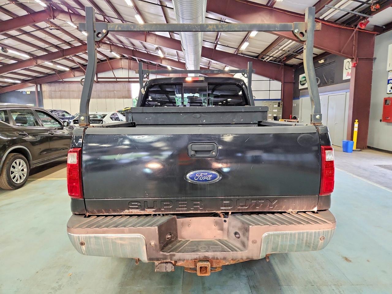 2011 Ford F250 Super Duty - Image 6