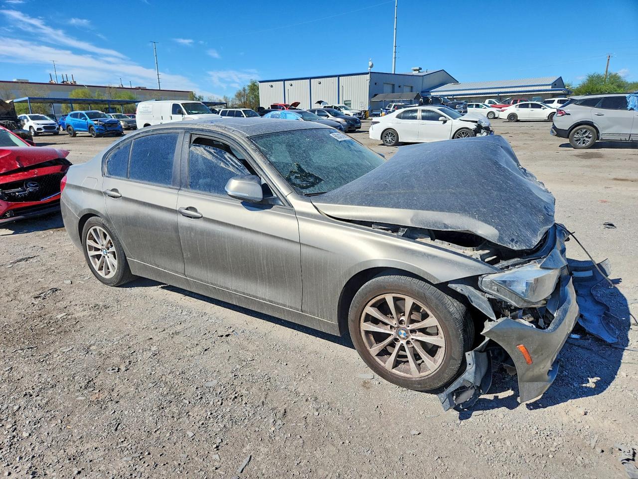 2017 BMW 320 I - Image 4
