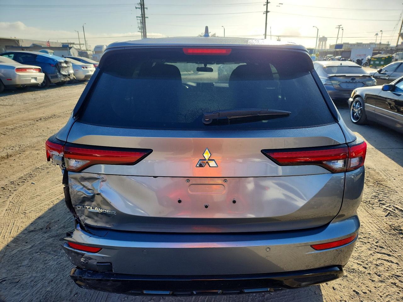 2022 Mitsubishi Outlander Se - Фото 6