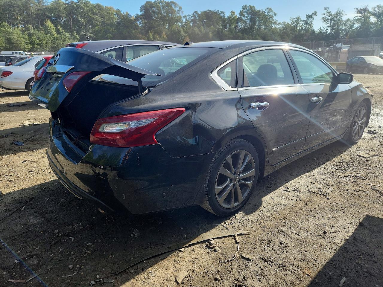2018 Nissan Altima 2.5 Sr - Image 3