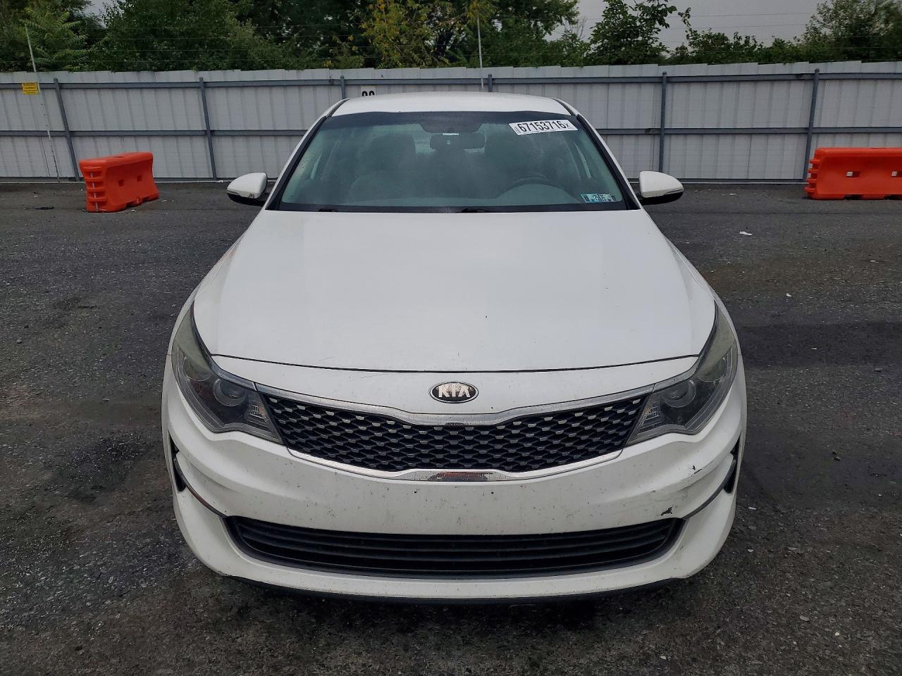 2016 Kia Optima Ex - Image 5