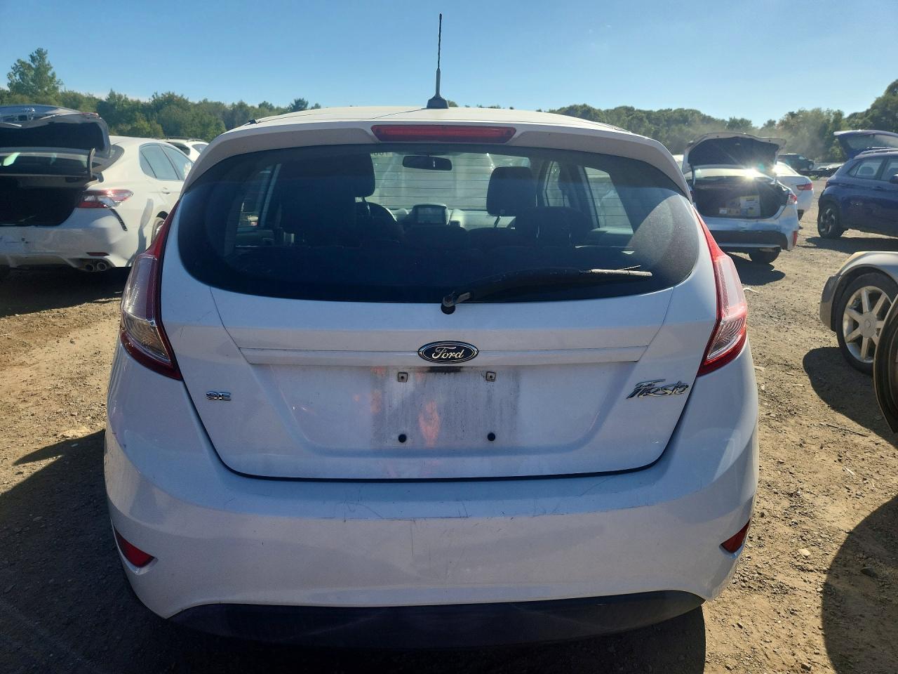 2017 Ford Fiesta Se - Фото 6