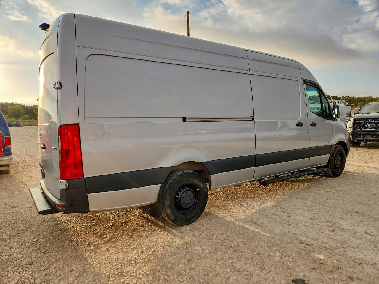 2023 Mercedes-Benz Sprinter 2500 - Image 3