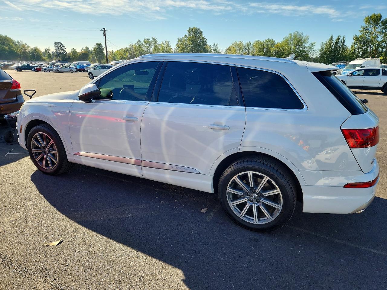2017 Audi Q7 Premium Plus - Фото 2