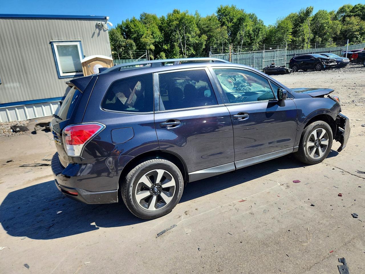 2017 Subaru Forester 2.5I Premium - Фото 3