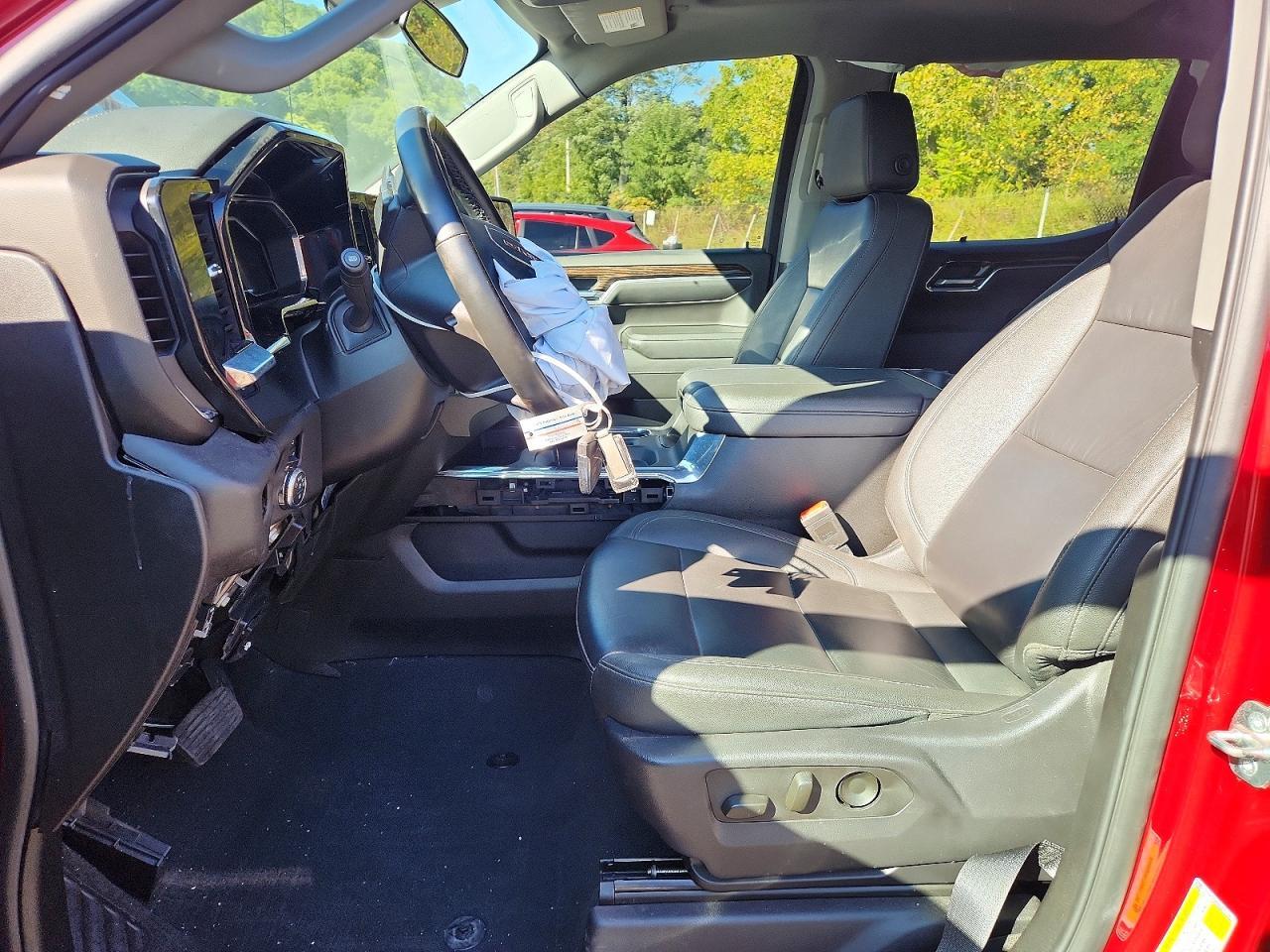 2024 GMC Sierra K1500 Elevation - Image 7