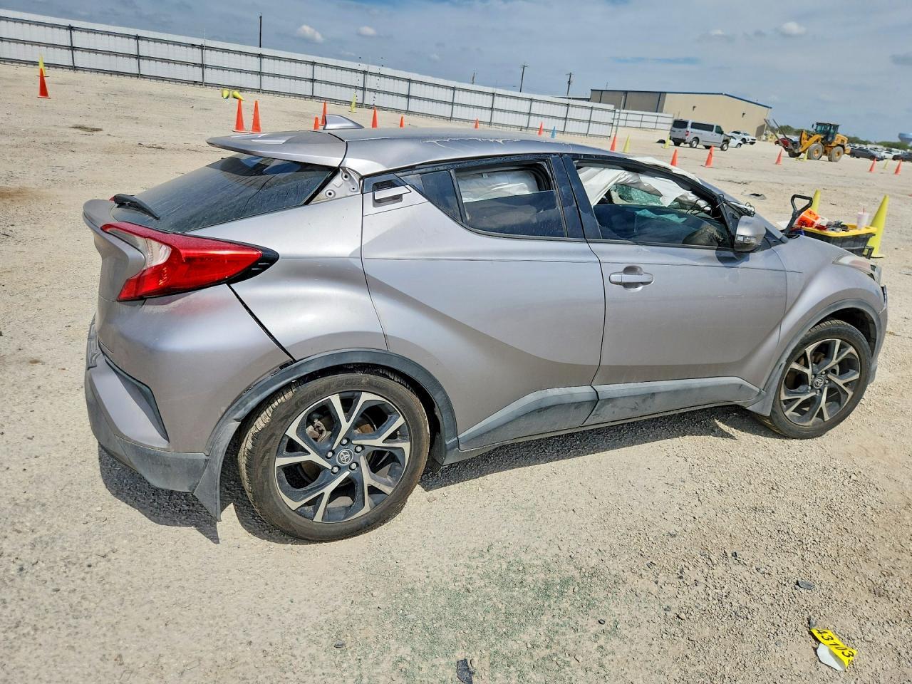 2018 Toyota Ch-R - Image 3