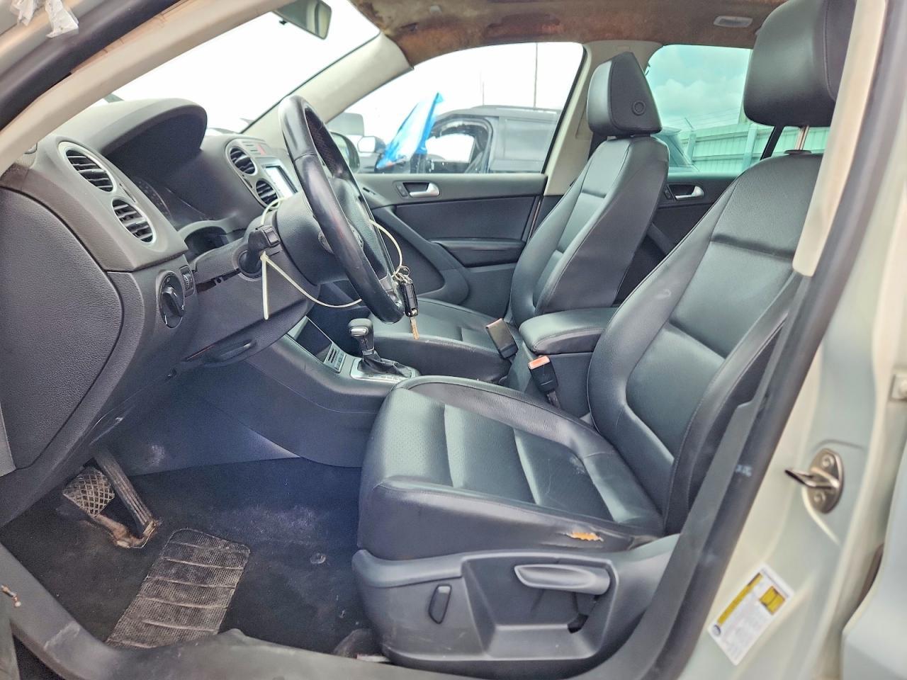 2010 Volkswagen Tiguan Se - Фото 7