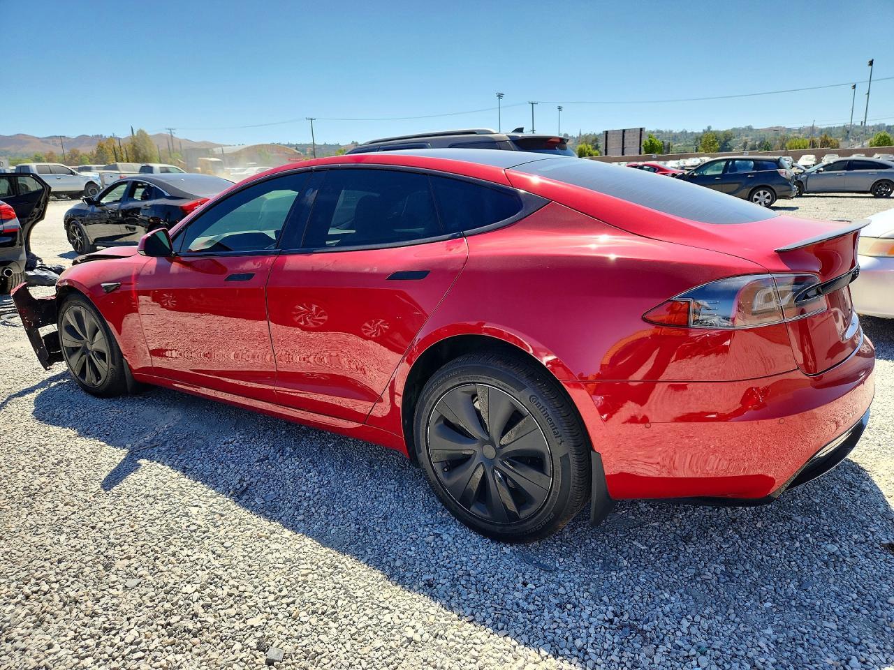 2022 Tesla Model S - Image 2
