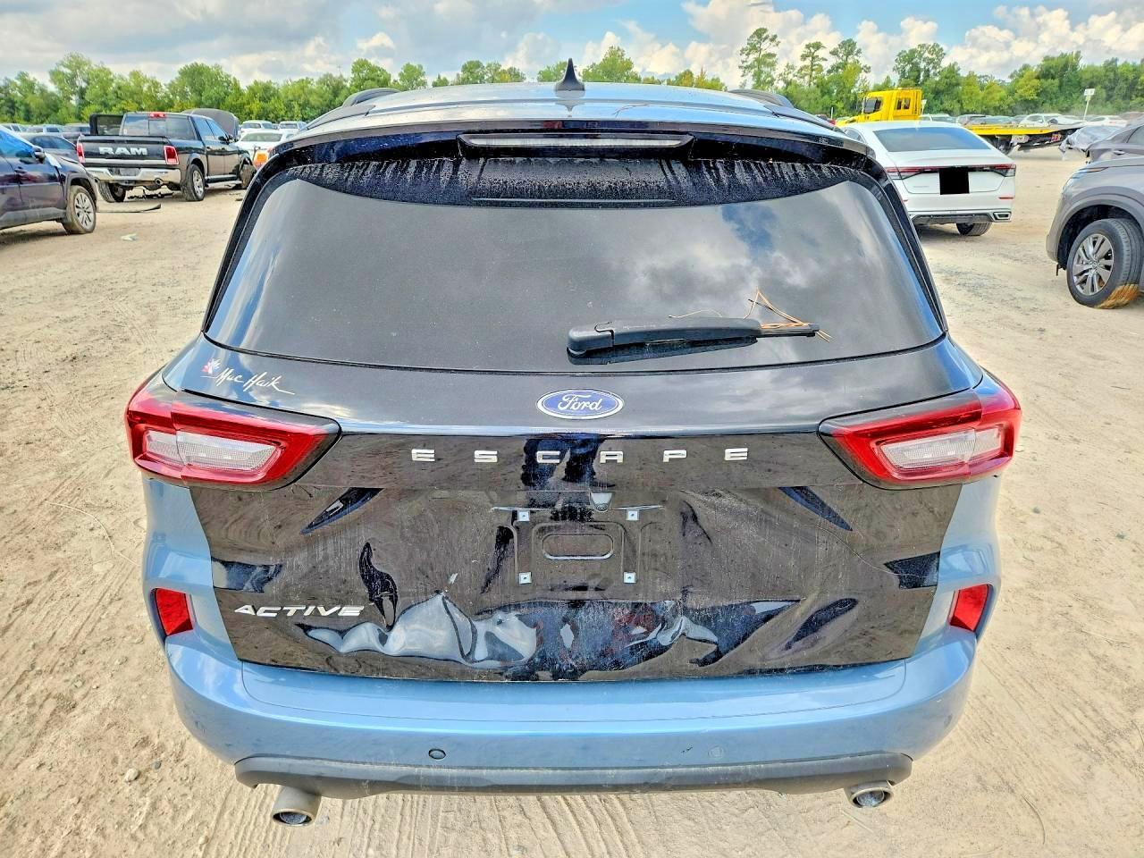 2024 Ford Escape St Line - Image 6