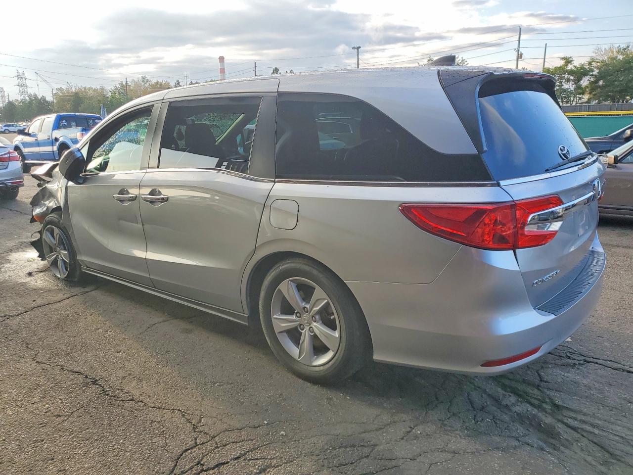 2019 Honda Odyssey Exl - Image 2