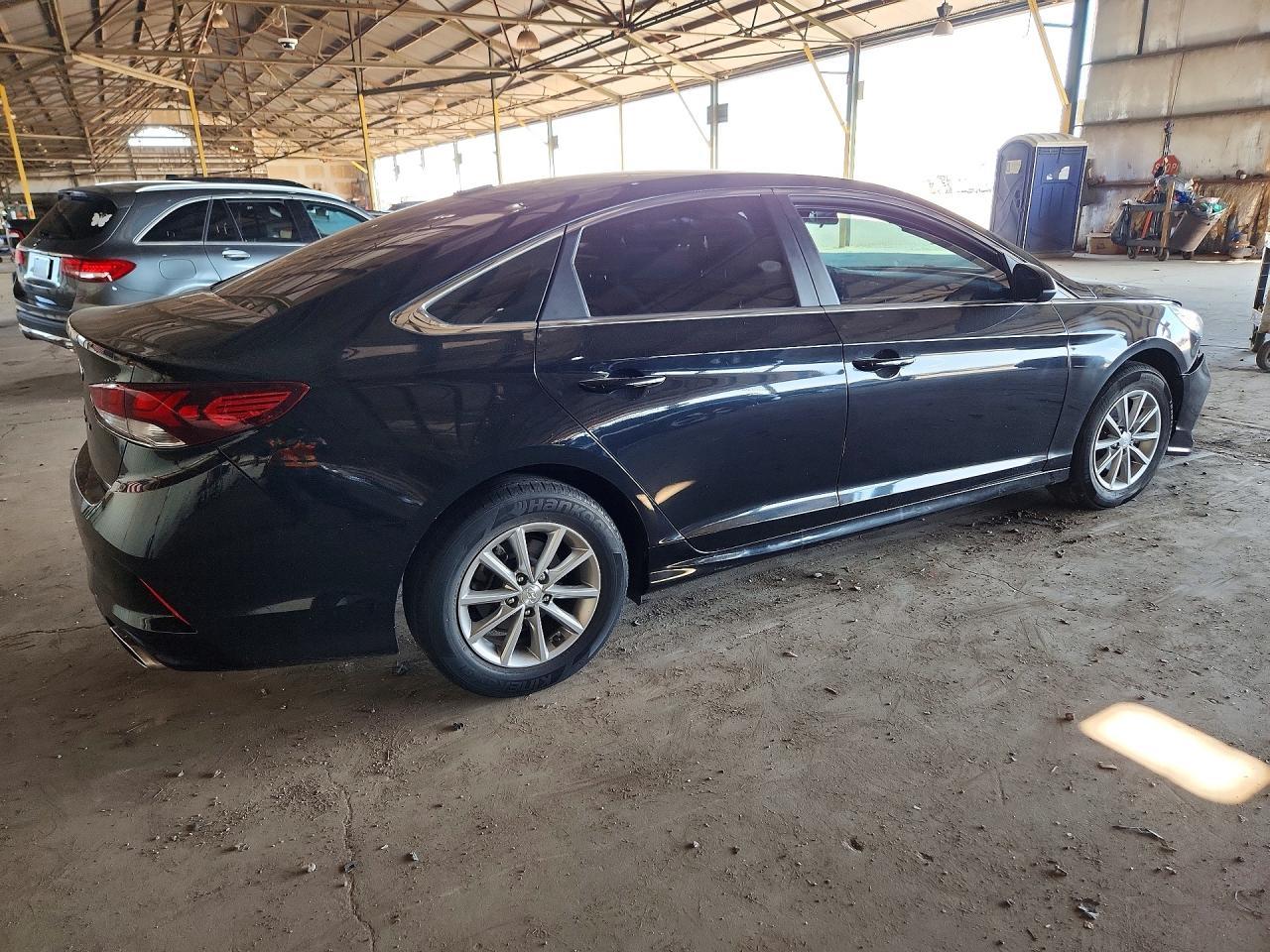 2019 Hyundai Sonata Se - Image 3