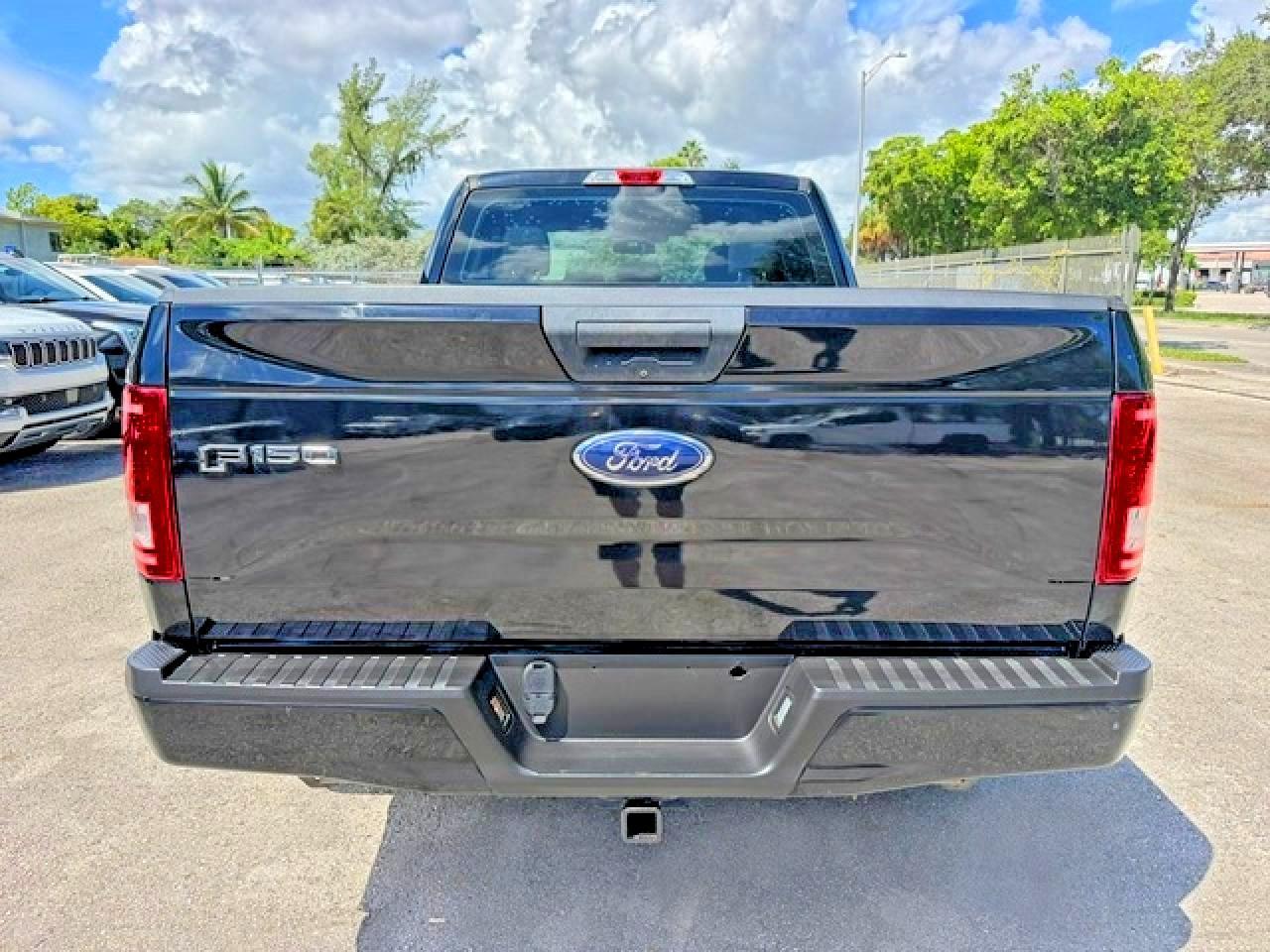 2016 Ford F150 Super Cab - Image 6
