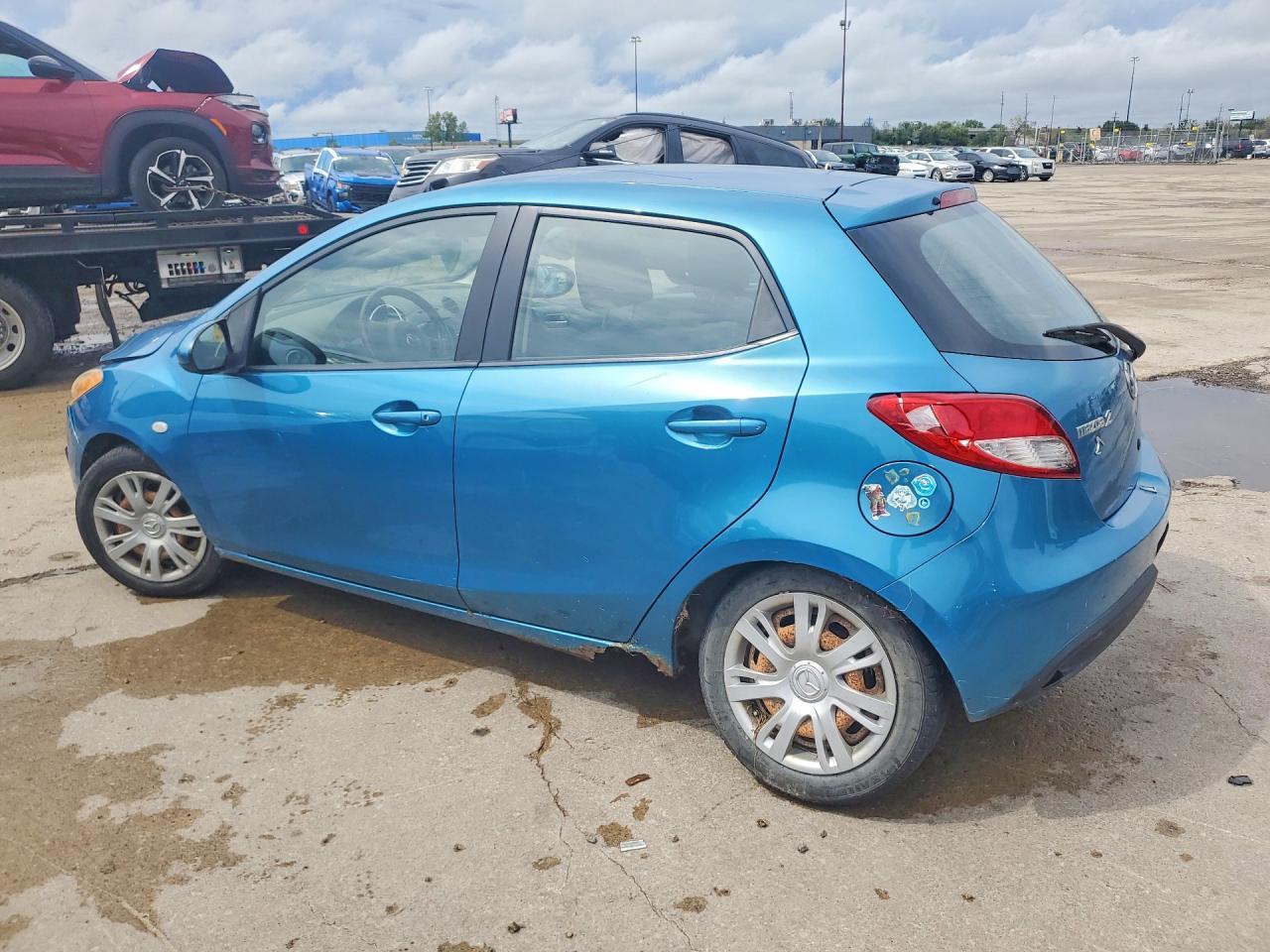 2011 Mazda Mazda2 - Фото 2