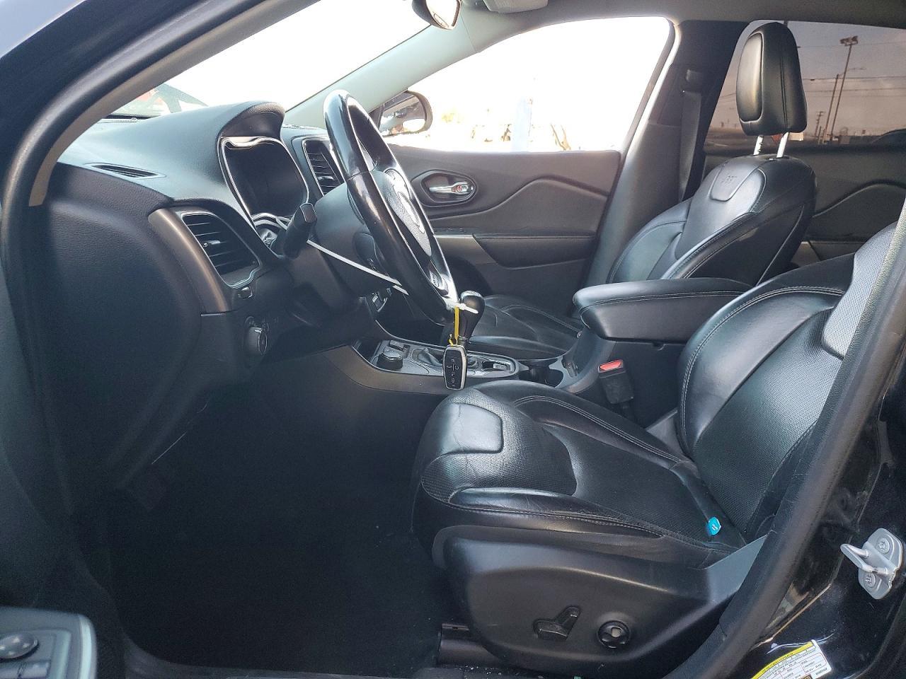 2019 Jeep Cherokee Limited - Image 7