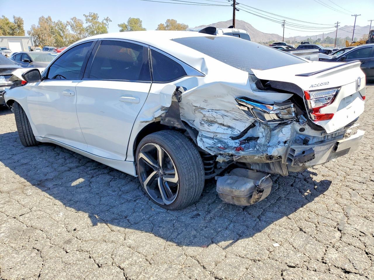 2021 Honda Accord Sport - Фото 2