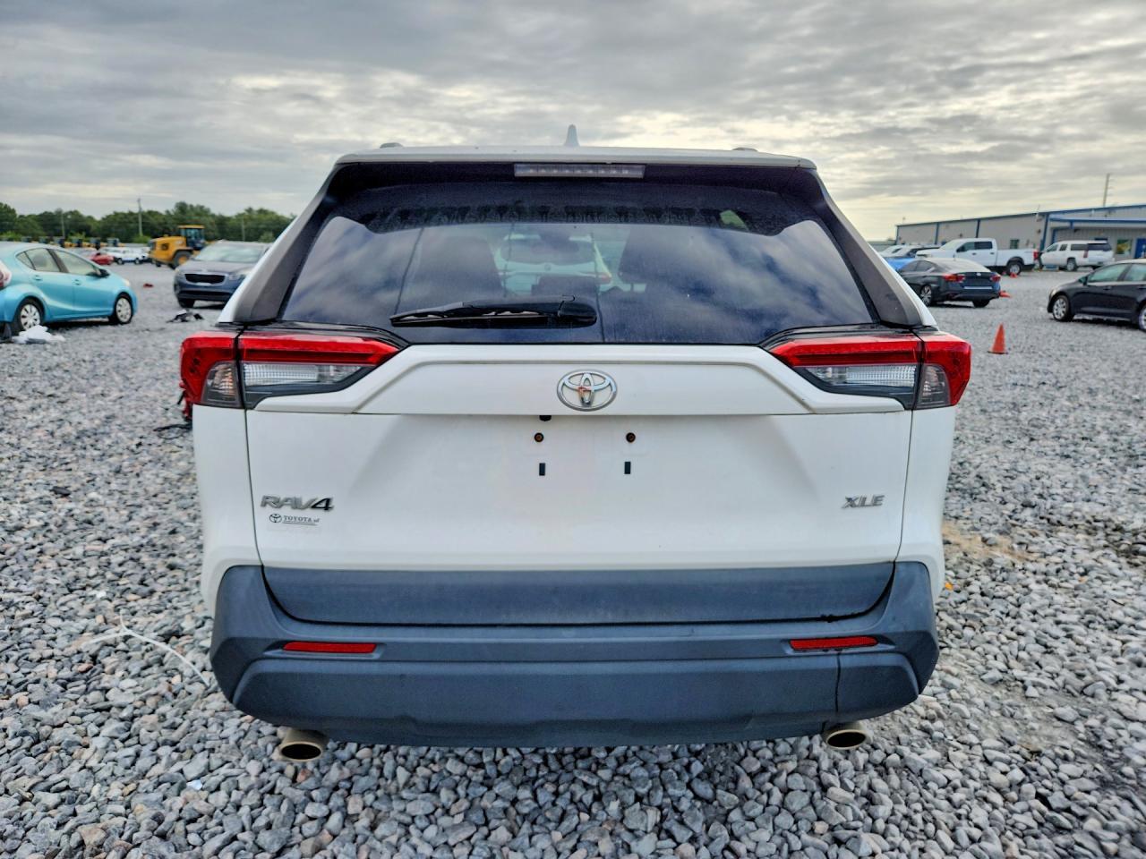 2021 Toyota Rav4 Xle - Фото 6