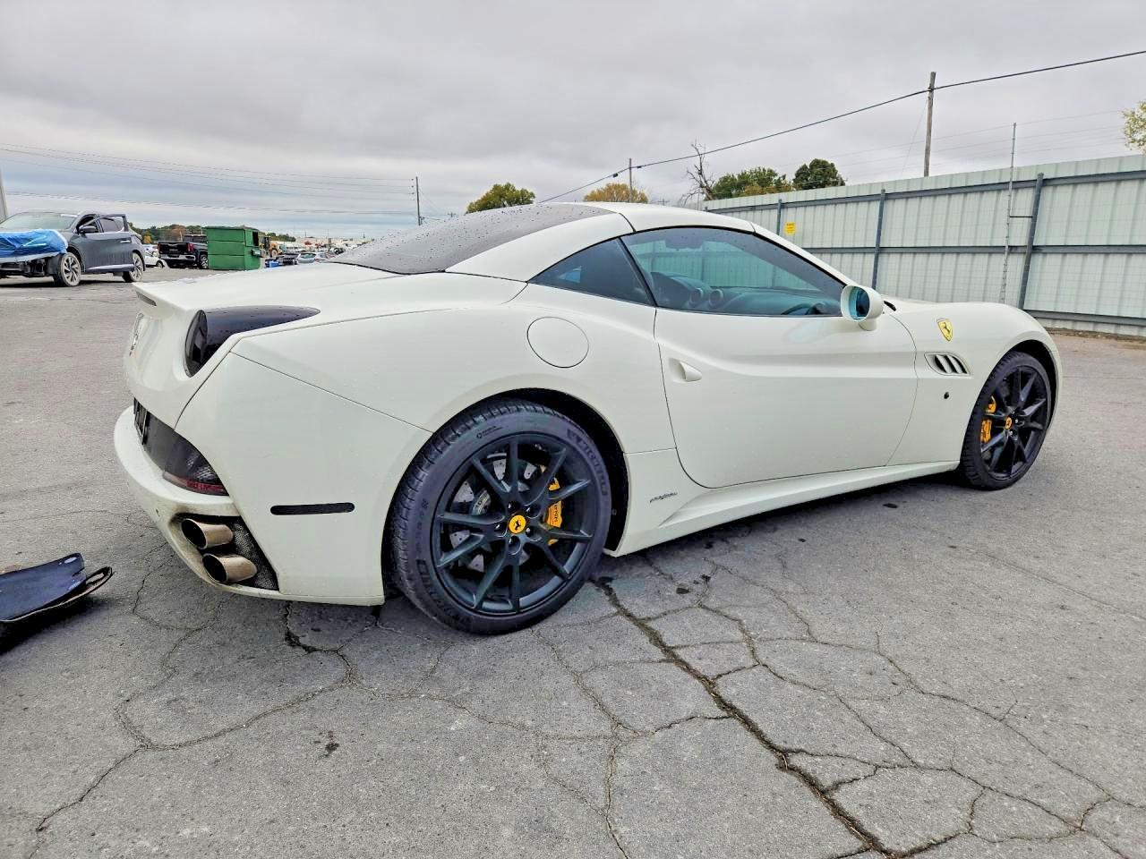 2013 Ferrari California - Image 3