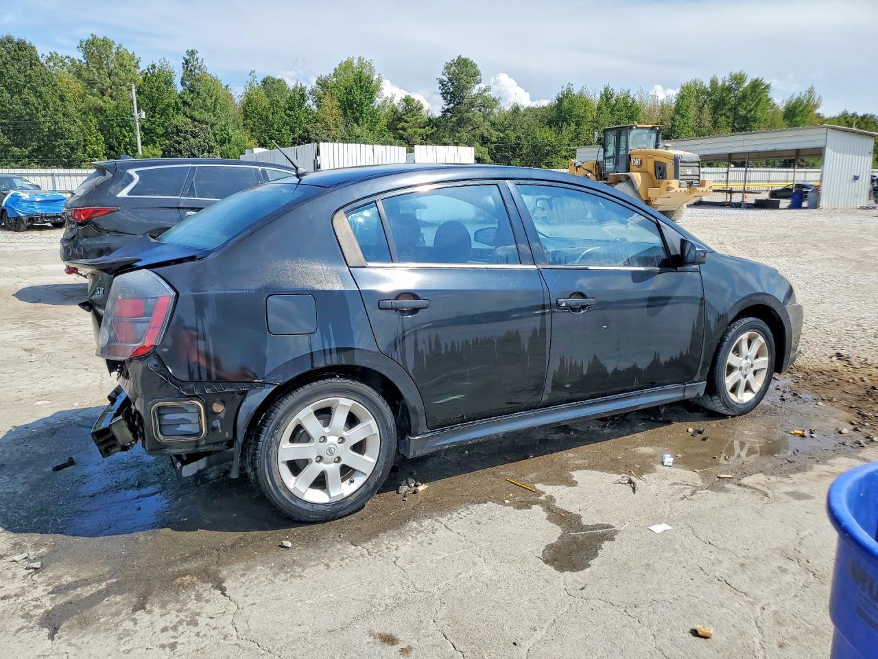 2010 Nissan Sentra 2.0 - Image 3