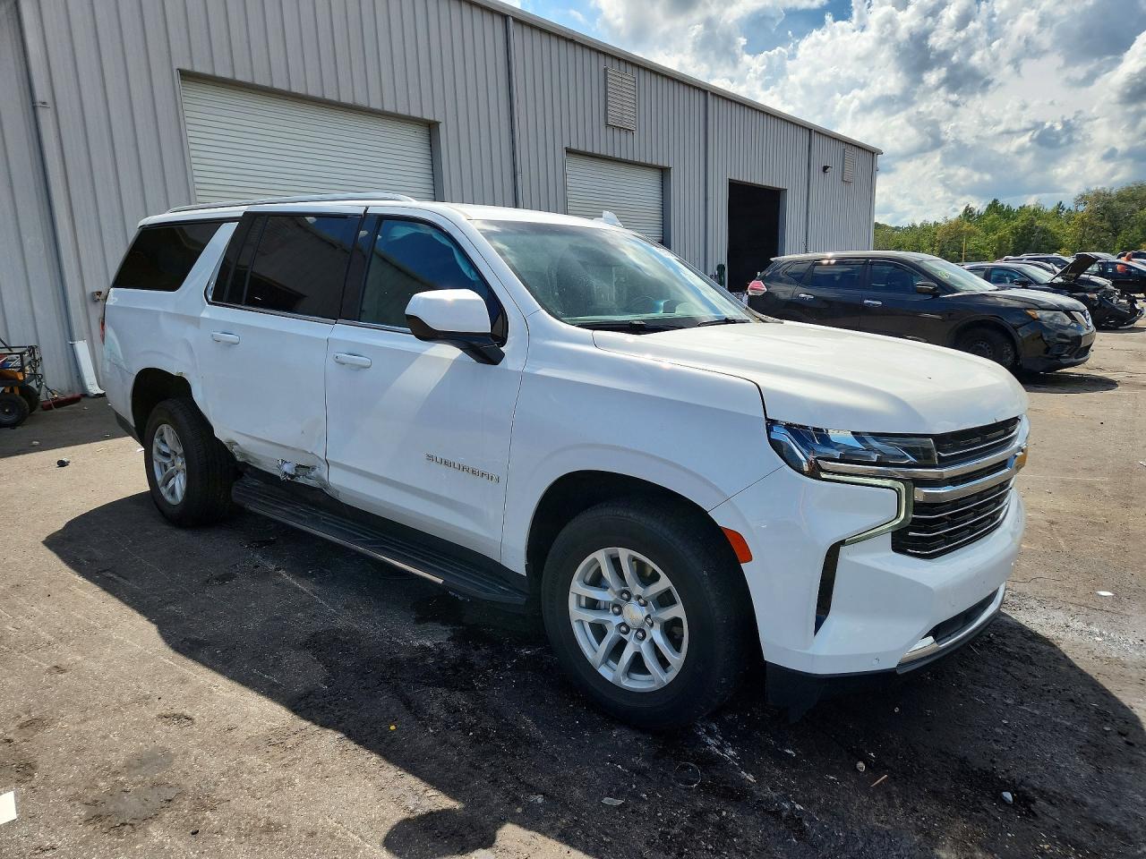 2023 Chevrolet Suburban C1500 Lt - Фото 4
