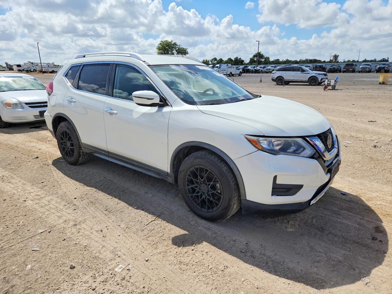 2019 Nissan Rogue Sv - Фото 4