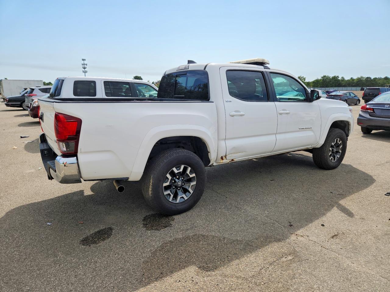 2020 Toyota Tacoma Sr5 V6 - Фото 3