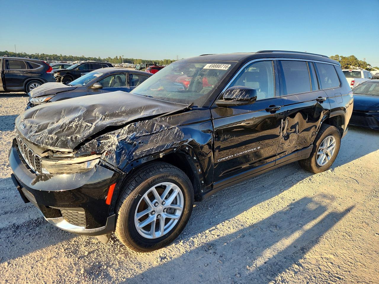 2023 Jeep Grand Cherokee L Laredo