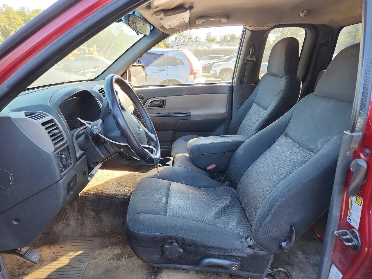 2004 Chevrolet Colorado - Фото 7